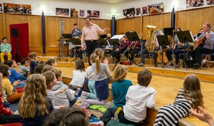 MANÓ RÁADÁS koncert 3.- Báltermek koncertje