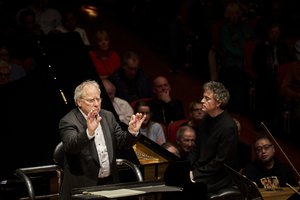 VoxCarnyxs:Identity Matters: Pianist Paul Lewis returns to Edinburgh this weekend