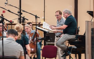 Bechstein-zongorán rögzíti Bartók műveit Várjon Dénes és a Concerto Budapest